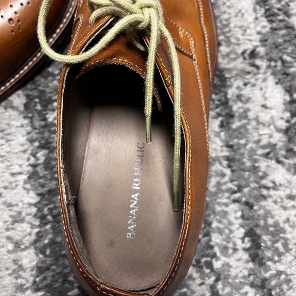 Banana Republic Mens 8.5 Brown Leather Wingtip Brogue Derby Oxfords Dress Shoes. - Picture 8 of 14